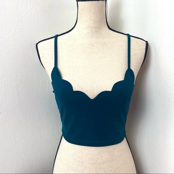 Shein Scalloped Edge Crop Camisole. Green Sz S - Picture 5 of 10